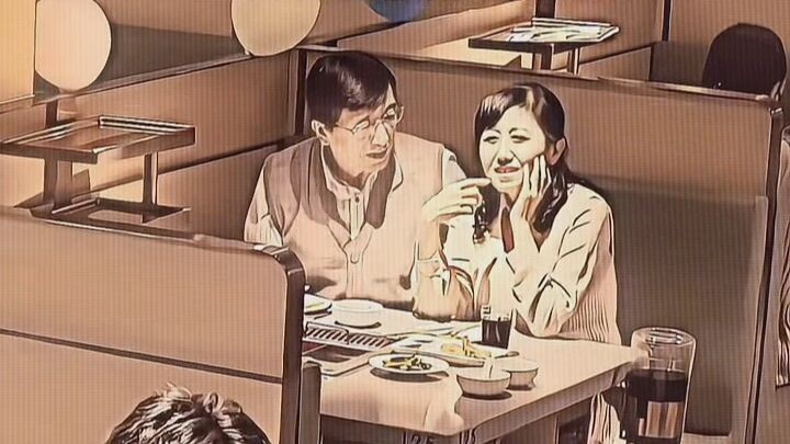 Bạn đứng trên cầu ngắm cảnh, còn người ngắm cảnh lại đang dõi theo bạn trên cầu.