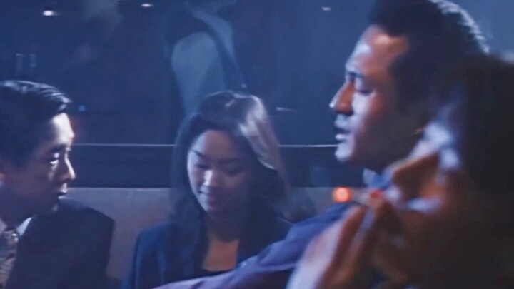 "Anh ta không phù hợp với em, hãy đá anh ta đi" Ai có thể chịu được ánh mắt như thế của Leon Lai chứ