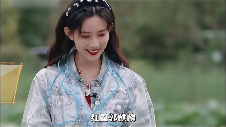 Bạn có thể mãi mãi tin vào hiệu ứng hài hước của Mạnh Tử Nghĩa! Miệng thì chạy trước, còn đầu óc thì