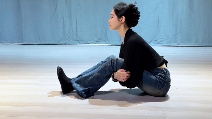 If you practice in the wrong way, your efforts will go to waste! #XiamenDance#OnlineDanceTeaching#Cl