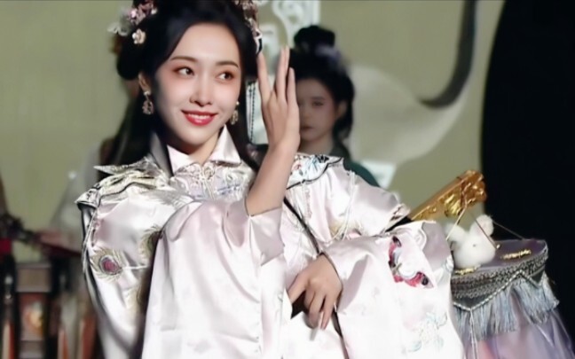 [Xuan Lu｜พิธีสไตล์แห่งชาติปี 2022] ขออภัยที่ฉันเพิ่งรู้จักเธอ