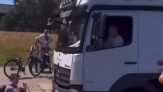 愤怒的卡车司机