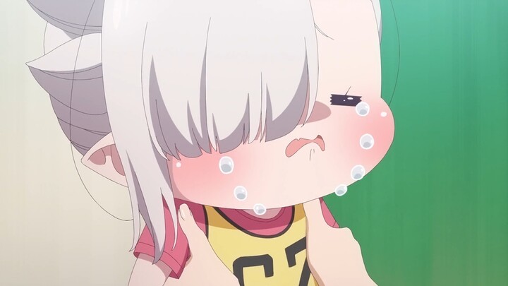 The female lead just stops acting and transforms into an adorable cutie, melting everyone’s hearts.