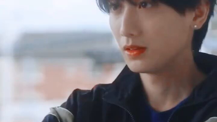 เด็กของคุณอยากจะทำมันให้เป็นลูกปัดแก้วจริงๆ ใช่มั้ย? -