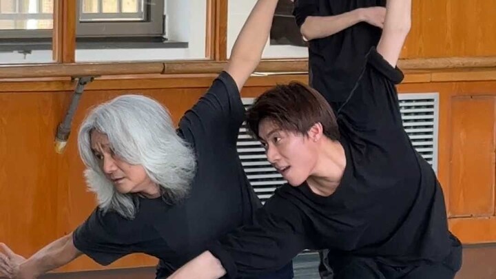 Immersive experience in the class of 67-year-old Professor Gao at the Beijing Dance Academy