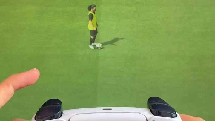 SAVE THIS VIDEO SO YOU CAN TRY IT 🔥\nThe magician working his magic with a free kick under the wall