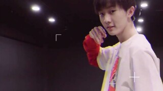 【Ma Jiaqi】Kẻ hút máu làm đẹp khiến máy ảnh tự động lấy nét
