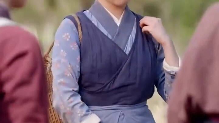 33-Year-Old Single Mom Turns Into a Granny—but in a Famine, She Unleashes Her Cheat Code to Rewrite 