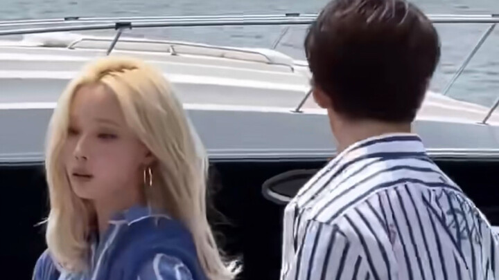 Lý Mã Khắc: Chiếc du thuyền này đúng là một chiếc du thuyền chính hiệu!