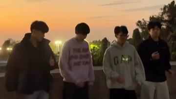 นักเรียนไต้หวันเลียนแบบท่าเต้นของชาวเฟรลโจอิดจากจีนแผ่นดินใหญ่