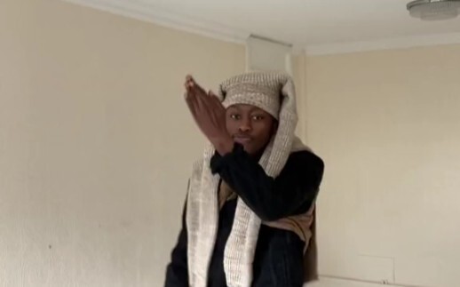 Black guy's latest hilarious take on Bruno Mars and Beyoncé's Super Bowl halftime show现场