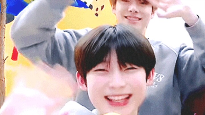 【Kim Seon-woo】Cuối cùng cũng hiểu vì sao bọn họ thích trêu chọc em gái!