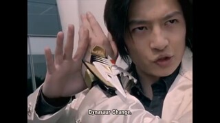 Pertama kali Nakadai Mikoto Berubah jadi Abarekiller di depan 3 abaranger