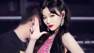 Sister Xue is so hot! Kong Xue'er's solo stage of "Call me by my name" at the music festival on July