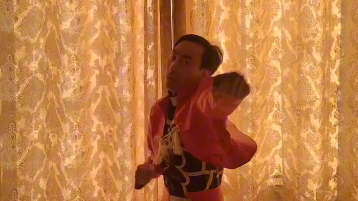 Thanh xuân hai chiều, cuộc sống hãy cứ hết mình yêu thương, ước mơ hãy tràn đầy năng lượng.