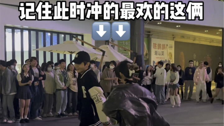 [Thea] The most awkward thing about dancing along finally happened to me...