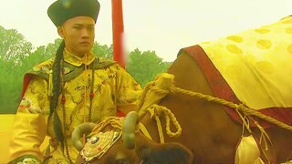 Càn Long dùng bò cày ruộng, bò còn phải quỳ xuống