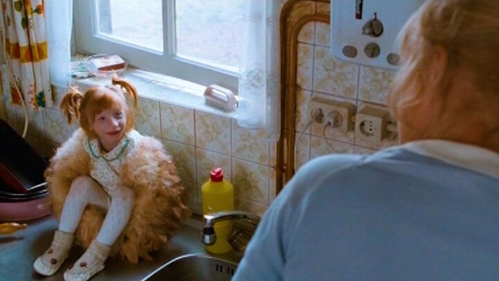 Man Finds a Winged Birdman — A Heartbreaking Human Drama