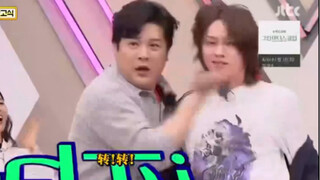 After dancing, I realized how embarrassing it was—no wonder you're Kim Hee-chul!