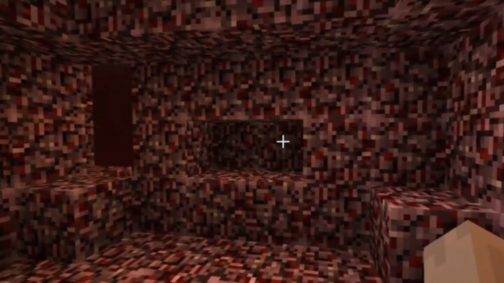 Phiên bản cũ của Nham Địa trông đúng như thế này sao!?