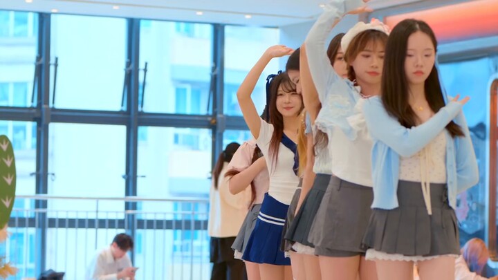 Yin Yin is so cute! I'm in love with Produce 101 again