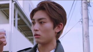 “คนที่มีความสุขไม่มีอะไรผิด!” “เขาคือคาเมนไรเดอร์ที่ช่วยทุกคน!” สคริปต์นี้ดูสบายตามาก! 【คาเมนไรเดอร์