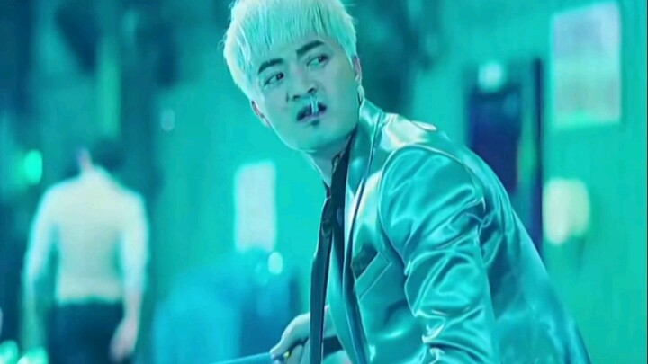 Boss, no shrimp again! Still no shrimp! Watch your step or I’ll break your legs! So badass—someone t