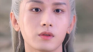 Xuan Ye: "Wo Nen Daddy" Hahahaha gimana dia bisa bilang "Aku ayahmu" dengan mukanya?