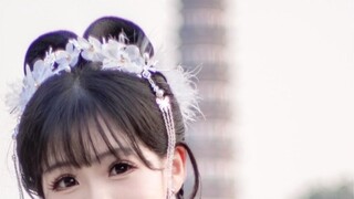 Kesendiriannya terkunci di istana Guanghan