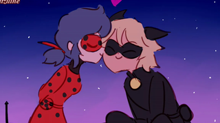 Ladybug และ Chat Noir เป็นคู่รักซูเปอร์ฮีโร่ Miraculous Ladybug Comics