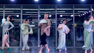 [Bai Xiaobai] Super gentle "Qinqiang" Chinese style jazz folding fan choreography