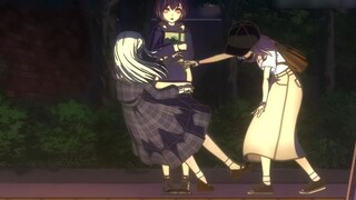 Chuhua melempar Xiaomu, tapi efek suaranya tinggi