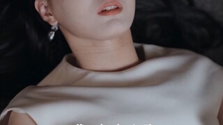 หมอทะลุมิติกลายเป็นแม่เลี้ยงใจร้ายโดยบังเอิญ ใช้เทคโนโลยีทางการแพทย์สมัยใหม่สร้างชีวิตที่ดีให้กับเธอ