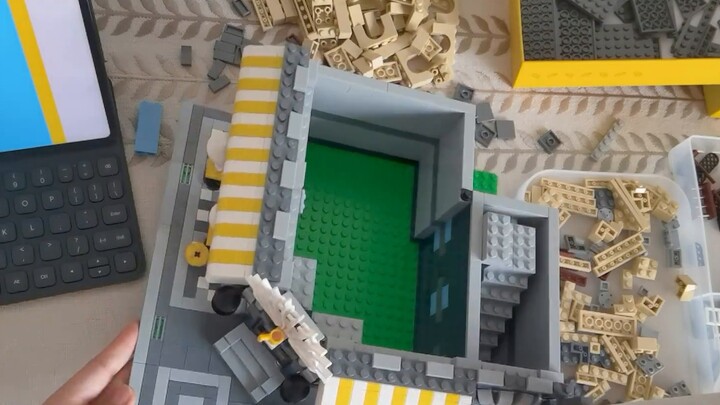 Đánh giá tòa nhà vật lý LEGO Street View 10182 Corner Cafe