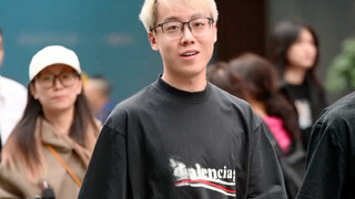 โอเคแล้วเพื่อนๆ วันนี้ถ่ายภาพตามท้องถนนเจอเฉินเจ๋อแล้ว