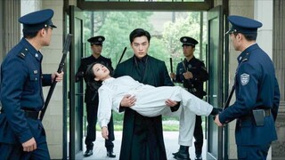 Thần Y Liều Mạng Bế Nữ Tổng Tài Hấp Hối 1 Mình Cân Cả Đám Bảo Vệ Để Đến Được  - Phụ đề tiếng Việt