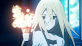 On the surface, she is a good girl, but secretly she sewed her parents' bodies together and became t