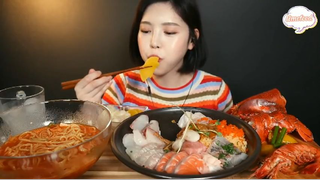 Tôm hùm nướng bơ, cơm đầy cá sống thập cẩm, mì cay hải sản 3 #amthuc