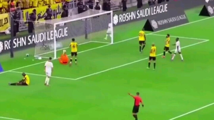 ronaldo powerful shots