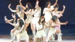 بوابة الأرنب الخالدة! 【TWICE】 "Cry for me" + "Fancy" بصوت عالٍ كامل خلال الحفلة الموسيقية الأمريكية 