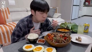 Mukbang Doenjang Jjigae  (Rebusan Tahu Miso) dan Iga Sapi Rebus... Yummy 😋 Yt Sio Asmr