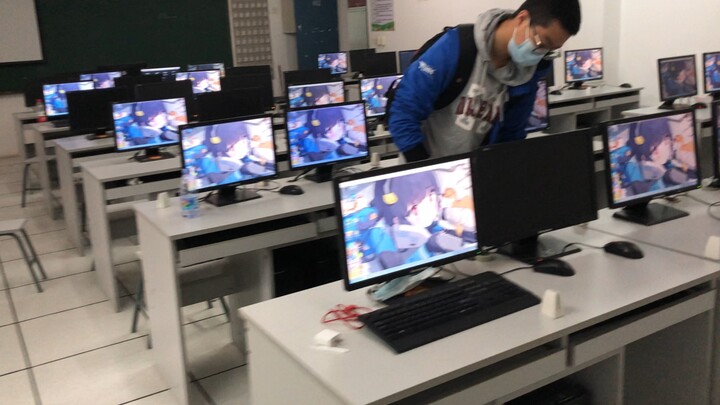 Mengubah total ruang komputer sekolah