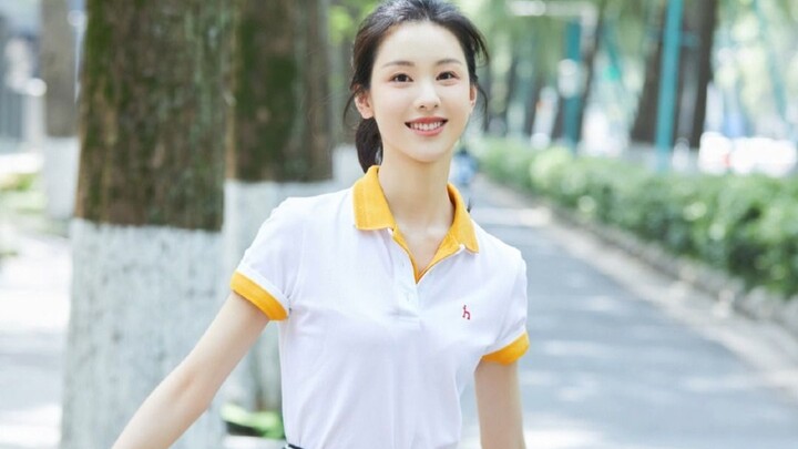 Siapa yang mengerti... pesona kecerdasan... benar-benar membuat hati berdebar #Chen Duling #CintaInt