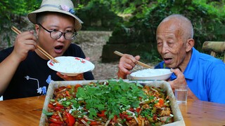 สูตรลับไอดอทอาหมี่ทำ "ไก่ห่อกระดาษ" ไม่ใช้น้ำสักหยด เนื้อไก่นุ่มชุ่ม