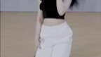 Screen projection for personal use Ye Shuhua and tomboy practice room mirror straight shot