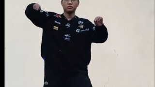 โดแลนที่รู้ว่าตัวเองเข้ารอบชิงชนะเลิศ