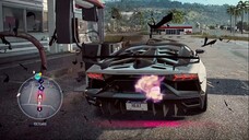 Lamborghini Aventador SVJ Coupe '19 escapes from pursuit through the city streets