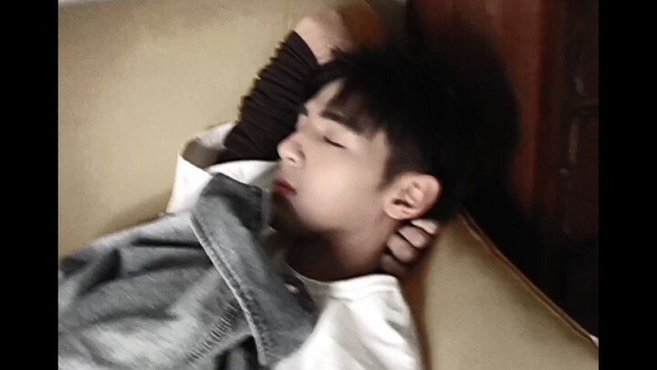 ถ้าคุณจะเขียนถึงความเสียดาย ก็ไม่ควรเขียนแค่ความเสียดายเท่านั้น