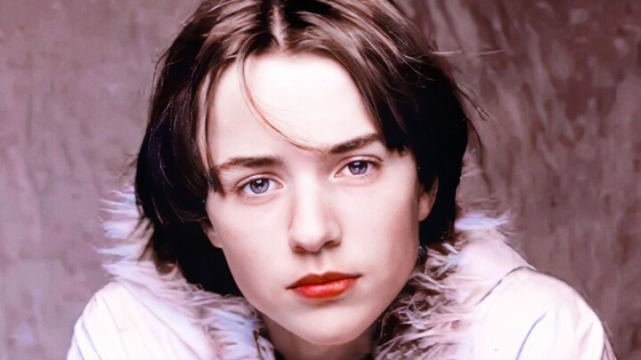 Siapa yang bukan anak laki-laki tampan saat masih muda? [Vincent Kartheiser]