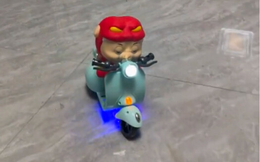 Gbond: Nhìn cho rõ nhé, tôi chỉ biểu diễn một lần thôi!